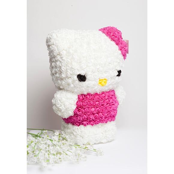 Handmade By Me Hello Kitty From Roses - Picture 3 of 3
